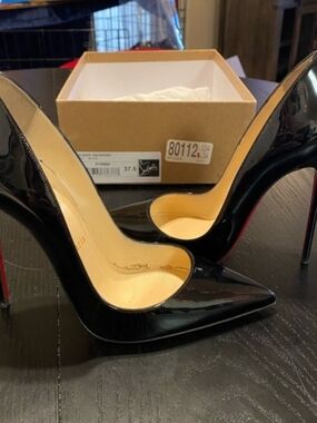 Christian Louboutin "So Kate"  Black Patent Pointed Toe Stiletto Heels 120'
